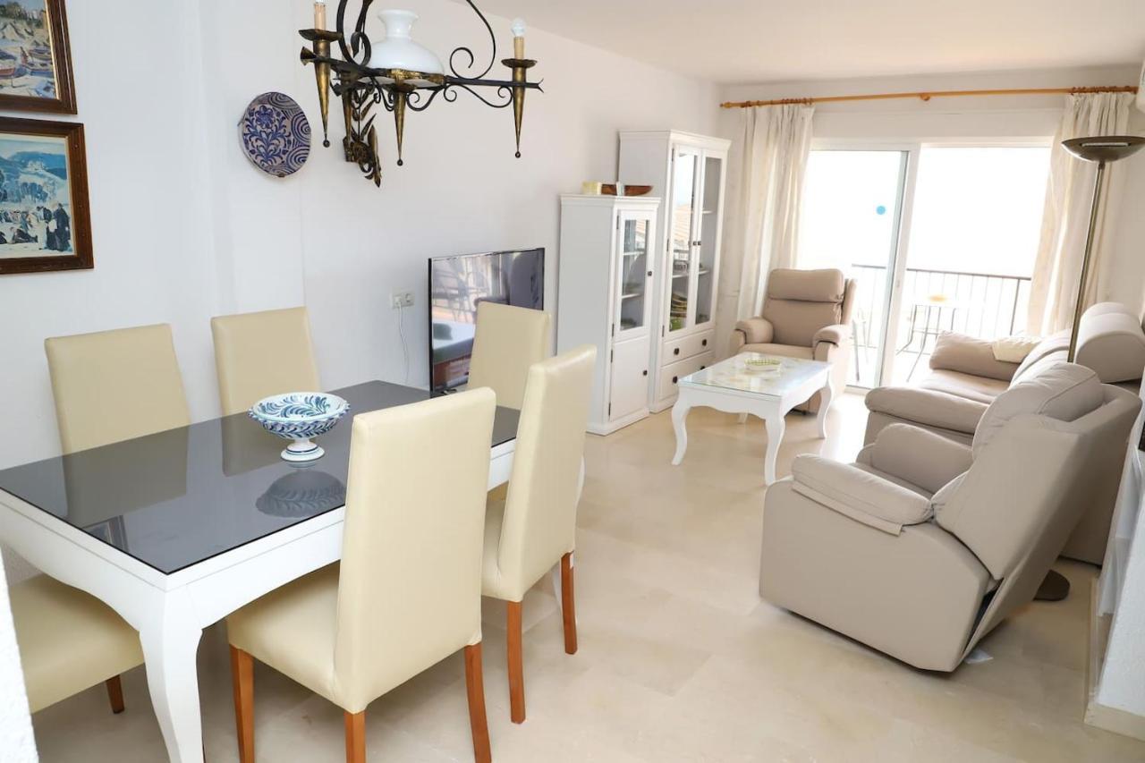 Apartamento En Nerja. Primera Linea De Playa Exteriér fotografie